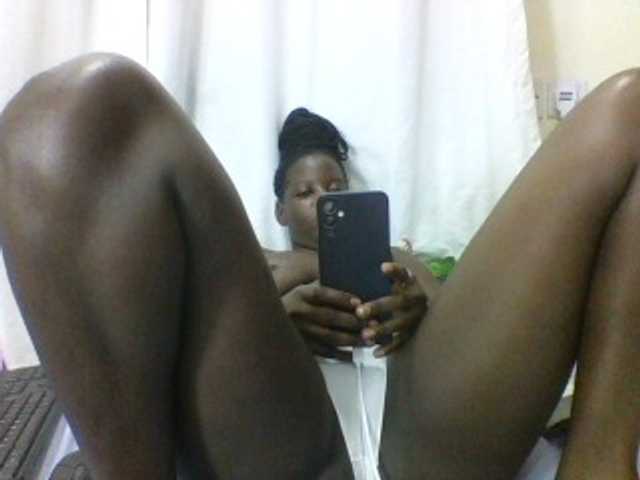 Live sex webcam photo for Sexyangel24 #277857141