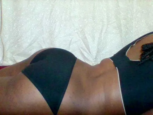 Live sex webcam photo for Sexyapple2002 #292253860