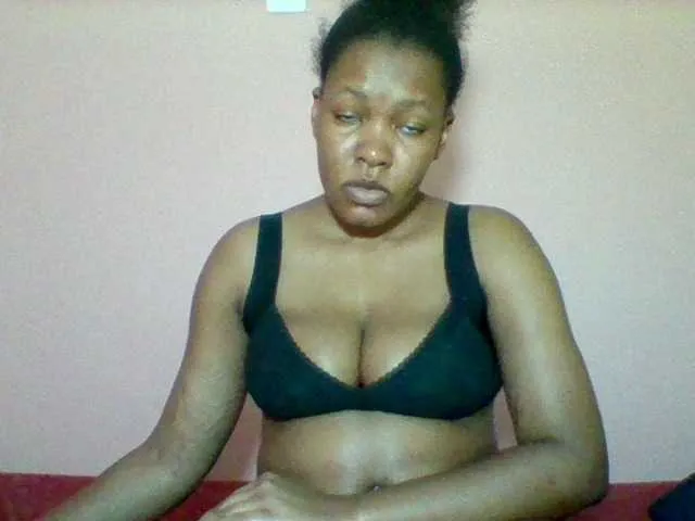 Live sex webcam photo for Sexyapple2002 #292383729