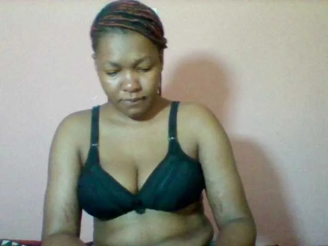 Live sex webcam photo for Sexyapple2002 #292499080