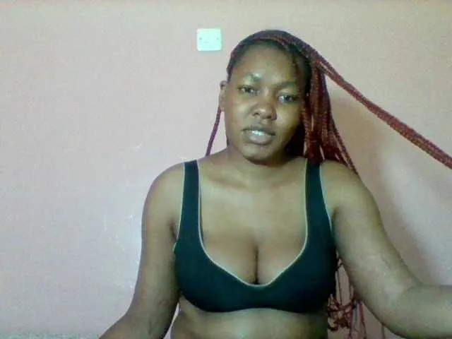 Live sex webcam photo for Sexyapple2002 #292526287