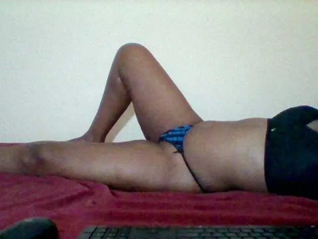 Live sex webcam photo for Sexyapple2002 #293062873