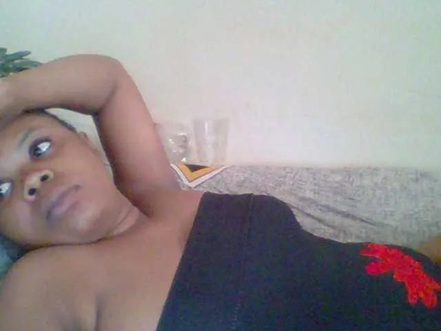 Live sex webcam photo for Sexyapple2020 #275499020