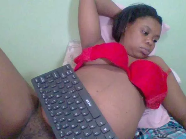 Live sex webcam photo for Sexyapple2020 #276002610