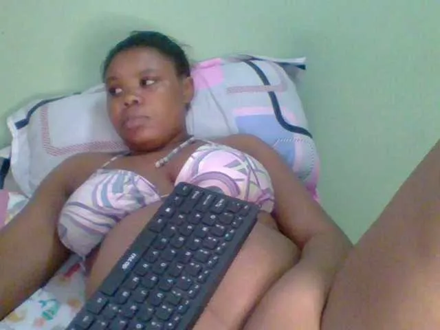 Live sex webcam photo for Sexyapple2020 #276025986
