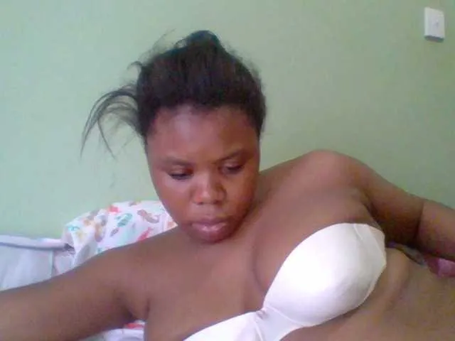 Live sex webcam photo for Sexyapple2020 #276113959