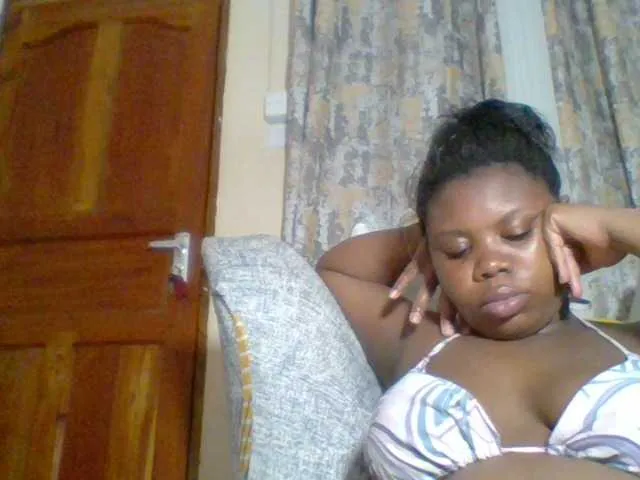 Live sex webcam photo for Sexyapple2020 #276504581