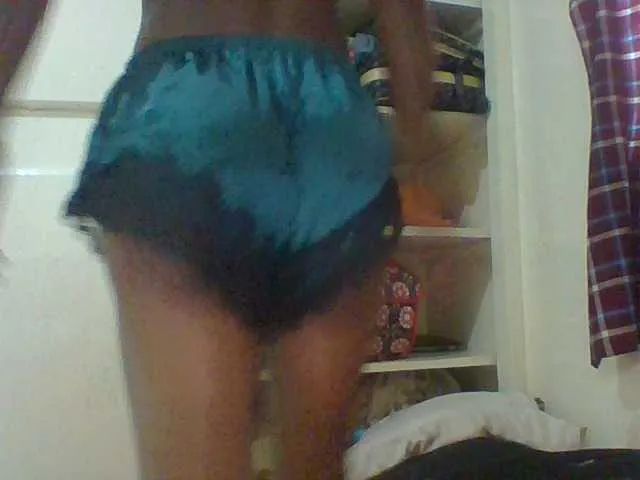 Live sex webcam photo for Sexybin #289299443