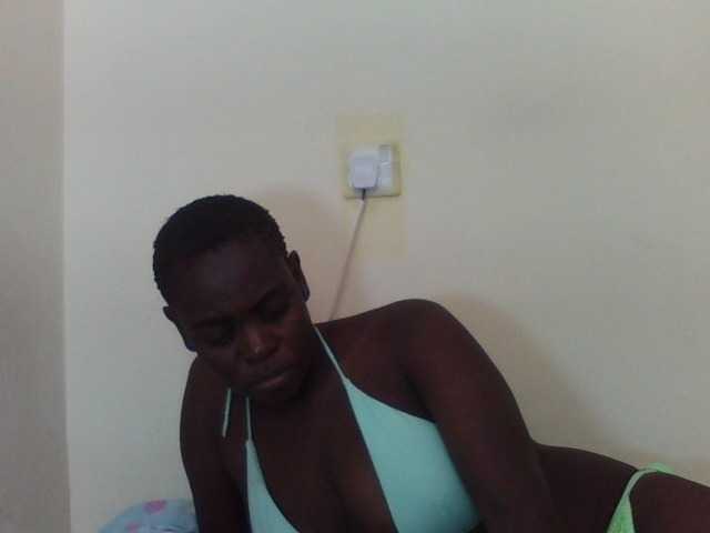 Live sex webcam photo for Sexyblackboobs #276057417