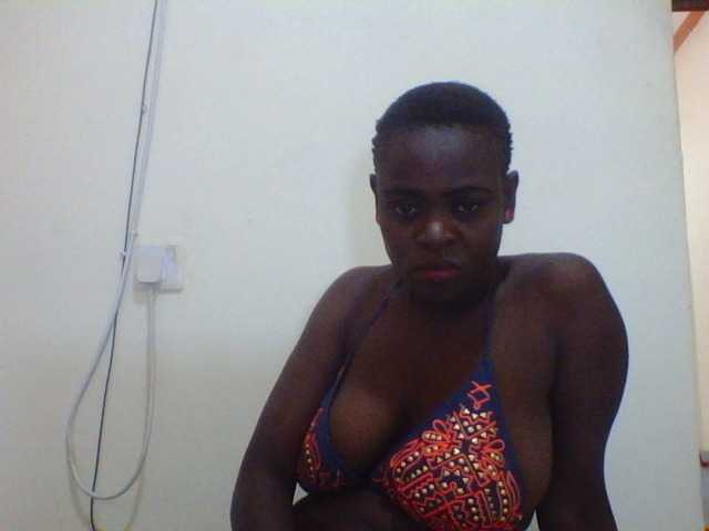 Live sex webcam photo for Sexyblackboobs #276070877