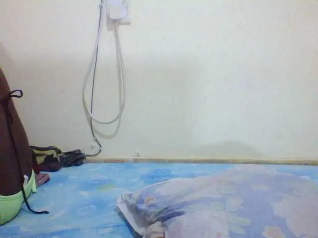 Live sex webcam photo for Sexyblackboobs #276212557