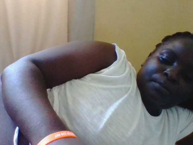 Live sex webcam photo for Sexyblackgal10 #291453081