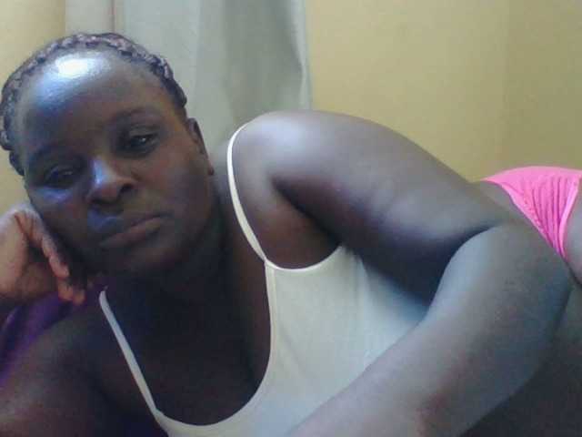 Live sex webcam photo for Sexyblackgal10 #291465922