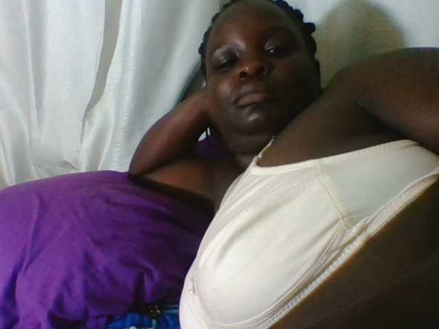 Live sex webcam photo for Sexyblackgal10 #291467889