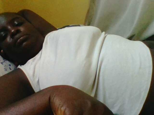 Live sex webcam photo for Sexyblackgal10 #291576082