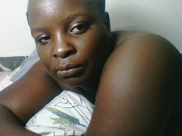 Live sex webcam photo for Sexyblackgal10 #291738213