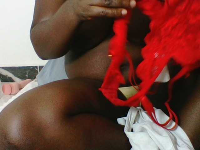 Live sex webcam photo for Sexyblackgal10 #291777318