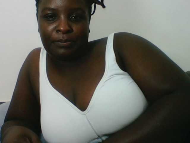 Live sex webcam photo for Sexyblackgal10 #291782031