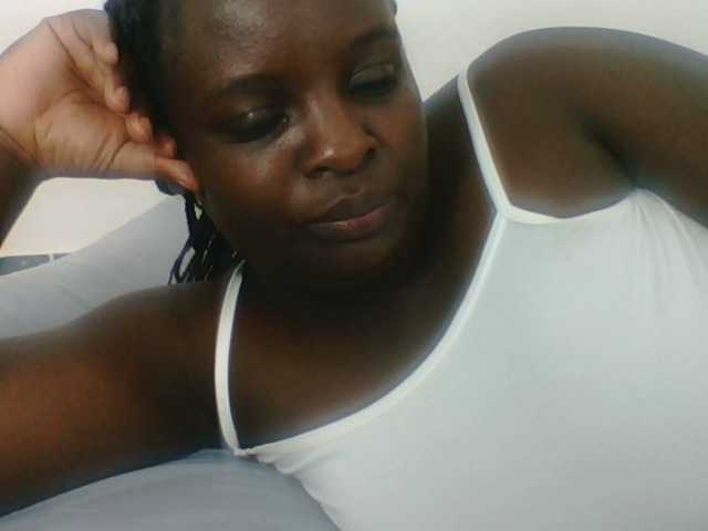 Live sex webcam photo for Sexyblackgal10 #291834146