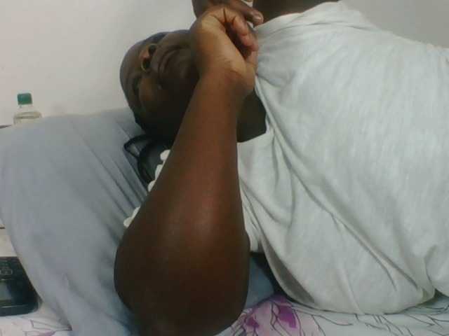 Live sex webcam photo for Sexyblackgal10 #291846352