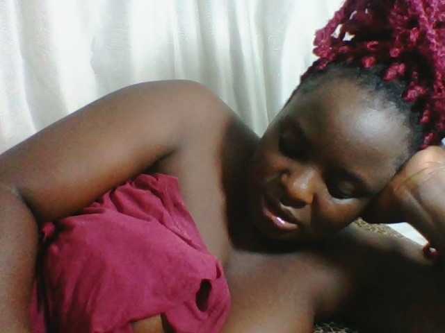 Live sex webcam photo for Sexyblackgal10 #291949006