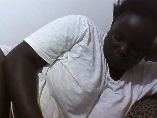 Live sex webcam photo for Sexyblackgal10 #292133666