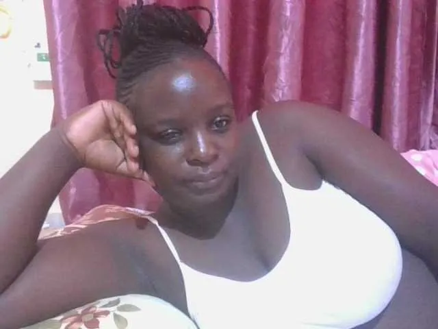 Live sex webcam photo for Sexyblackgal10 #292227589