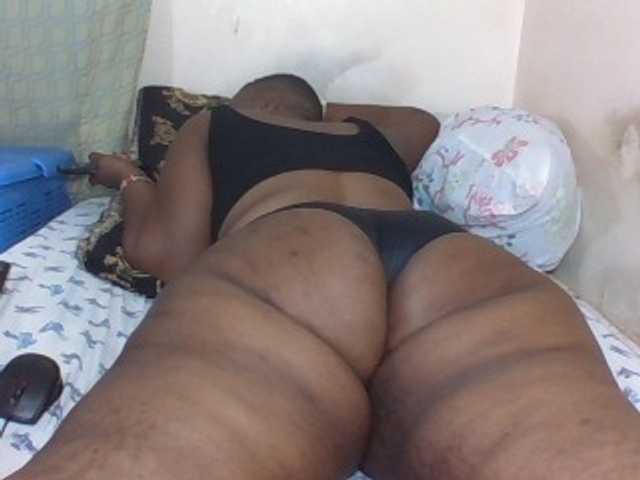 Live sex webcam photo for Sexyblacktits #290742389