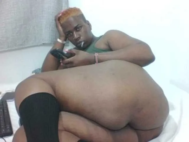 Live sex webcam photo for Sexyblacktits #291233007