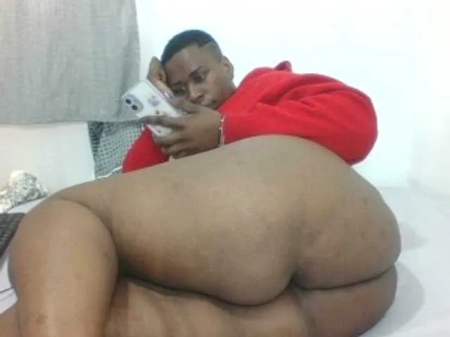 Live sex webcam photo for Sexyblacktits #291410819