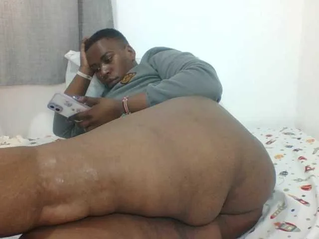 Live sex webcam photo for Sexyblacktits #291472965