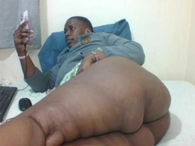 Live sex webcam photo for Sexyblacktits #291662353