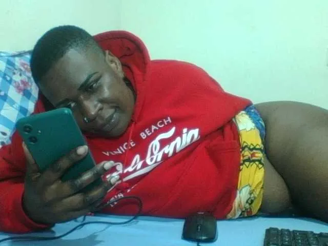 Live sex webcam photo for Sexyblacktits #292021150