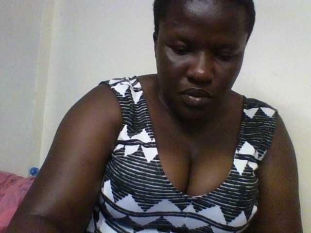 Live sex webcam photo for Sexyboobys #290606988