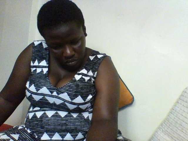 Live sex webcam photo for Sexyboobys #290608417