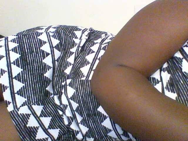 Live sex webcam photo for Sexyboobys #290715116