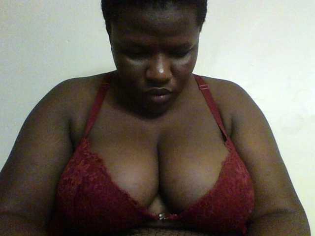 Live sex webcam photo for Sexyboobys #290751538