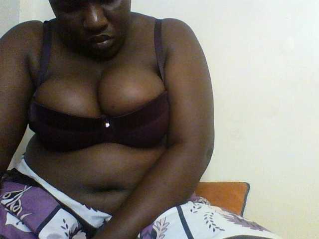 Live sex webcam photo for Sexyboobys #290764389