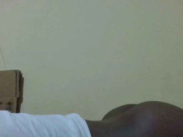 Live sex webcam photo for Sexybooty15 #289723319