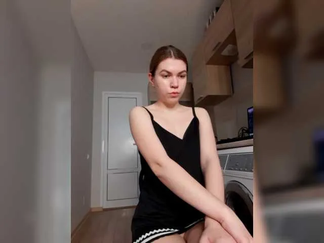Live sex webcam photo for Sexycikas #290488215