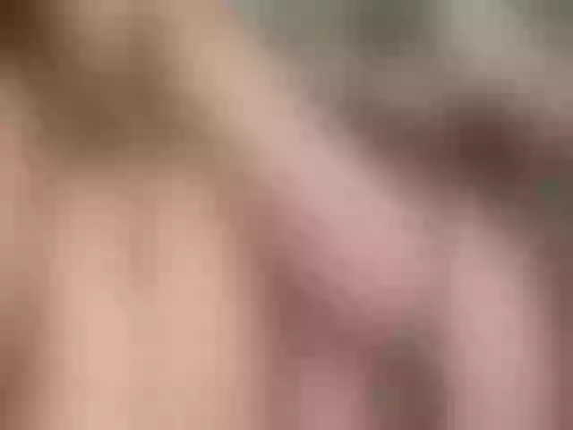 Live sex webcam photo for Sexycikas #290655142