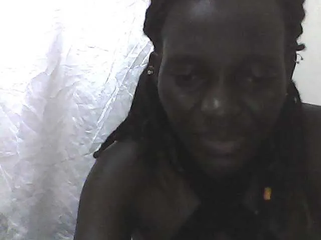 Live sex webcam photo for Sexycyndy #291270690