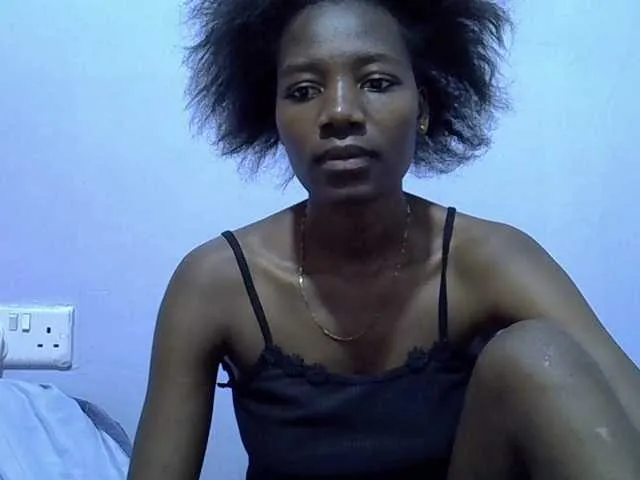 Live sex webcam photo for Sexydee14 #291174570