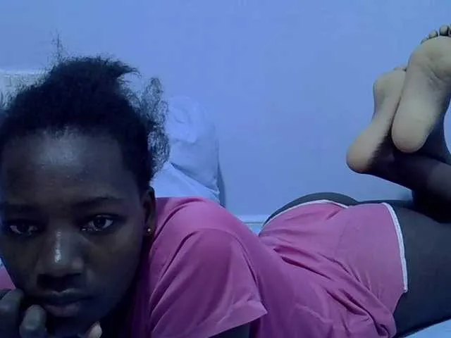 Live sex webcam photo for Sexydee14 #291191264