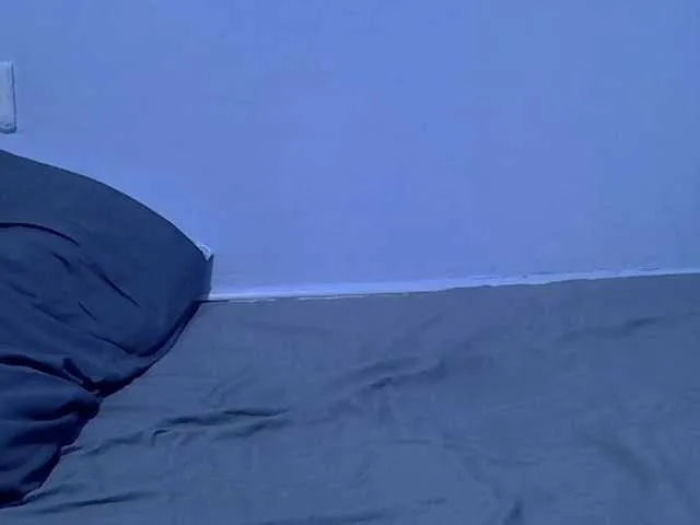 Live sex webcam photo for Sexydee14 #291320127