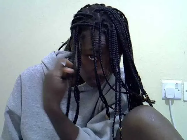 Live sex webcam photo for Sexydee14 #291731153