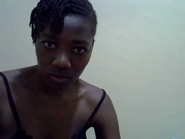 Live sex webcam photo for Sexydee14 #292387877