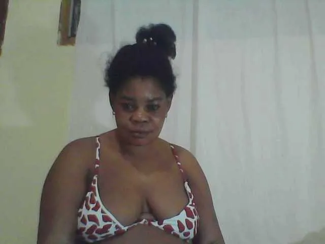 Live sex webcam photo for Sexydove #275614543