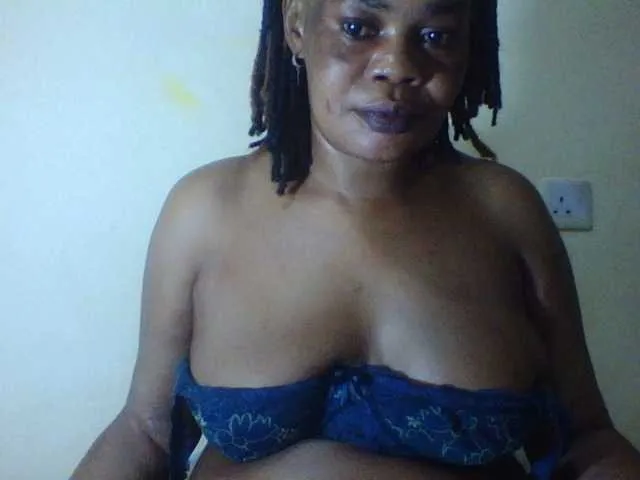 Live sex webcam photo for Sexydove #277078516