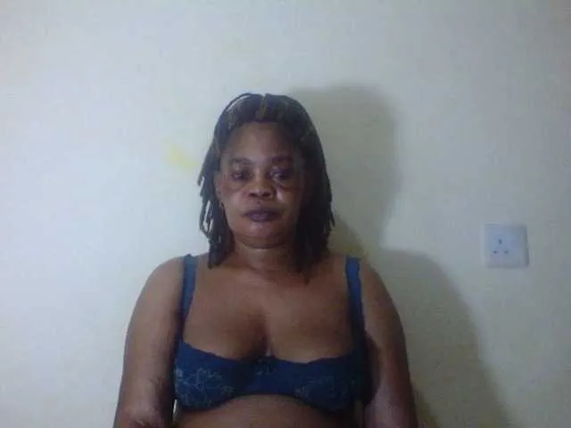 Live sex webcam photo for Sexydove #277106255
